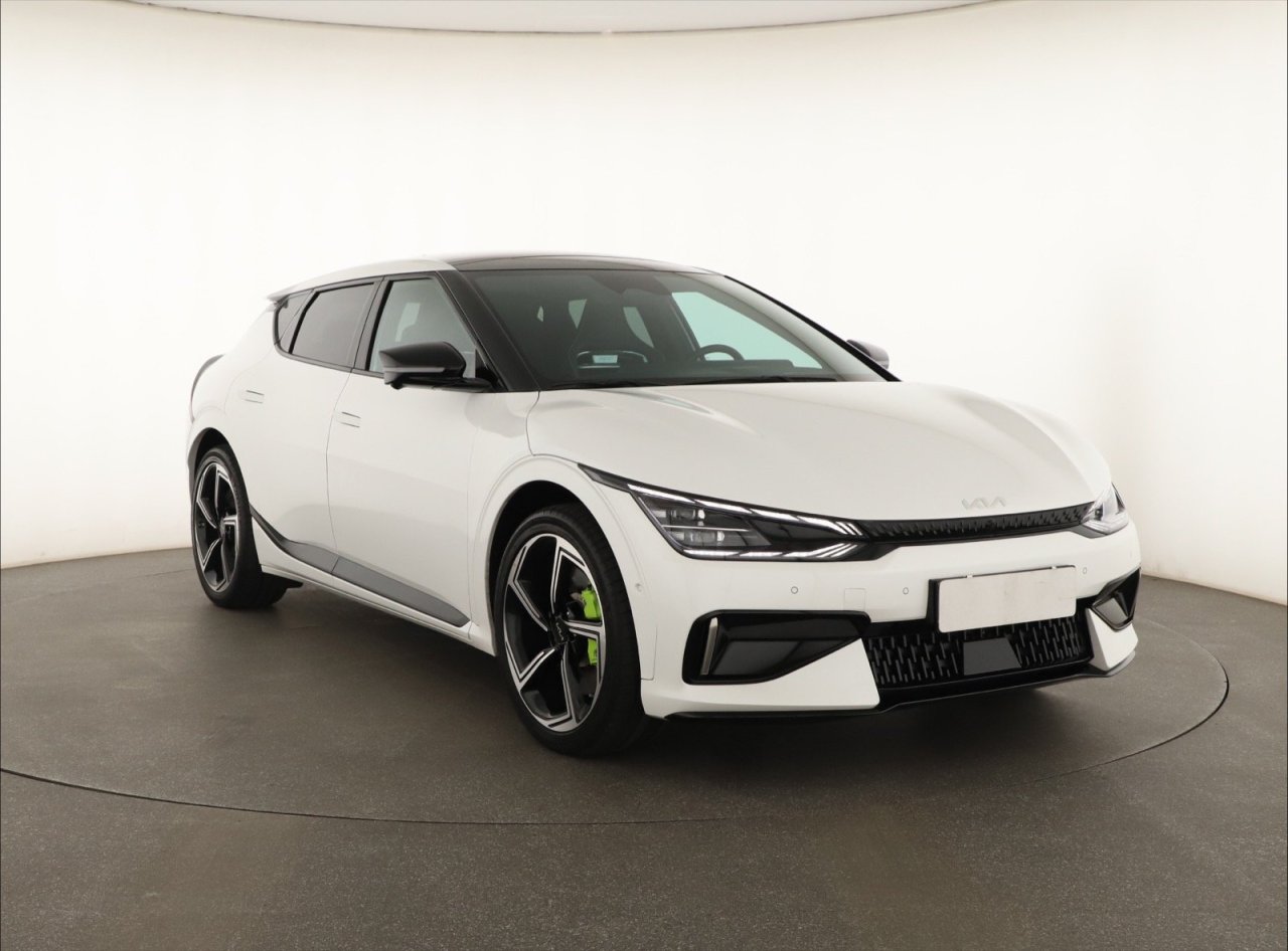 Kia EV6 GT от каталога ни — кола за европейския пазар