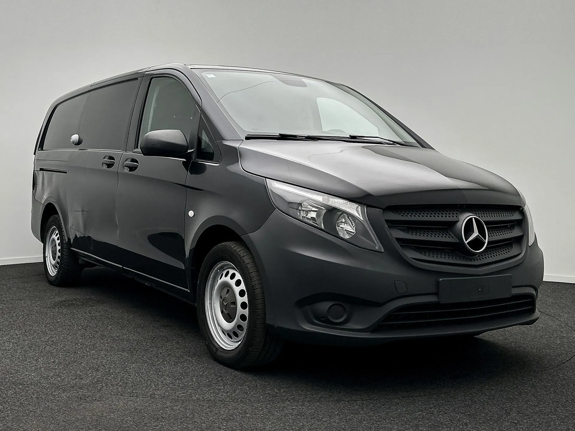 Mercedes-Benz Vito 2.1 - Diesel - Manual - 136 hp - 319.959 km