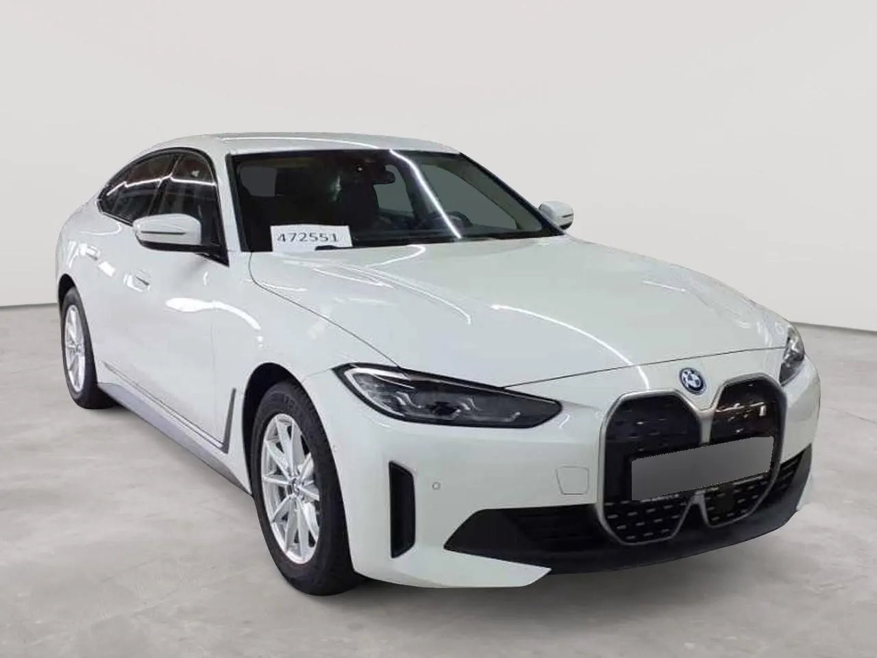BMW i4