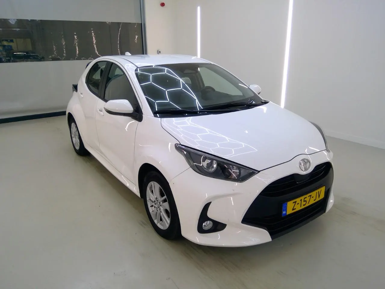 Toyota Yaris 1.5 Active - Hybrid - Automatic - 92 hp - 51.108 km