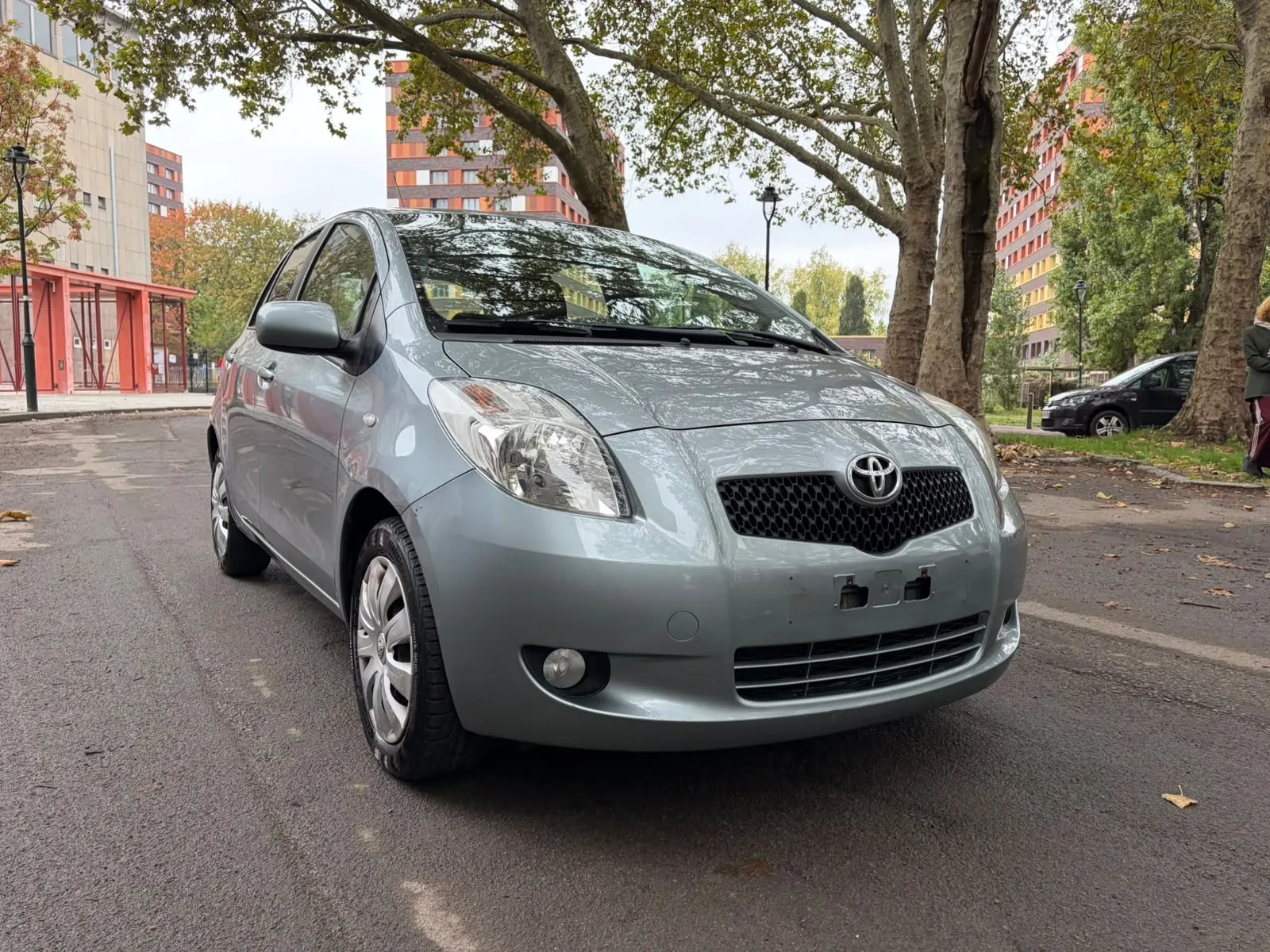 Toyota Yaris 1.3 VVT-i - Petrol - Manual - 87 hp - 111.717 km