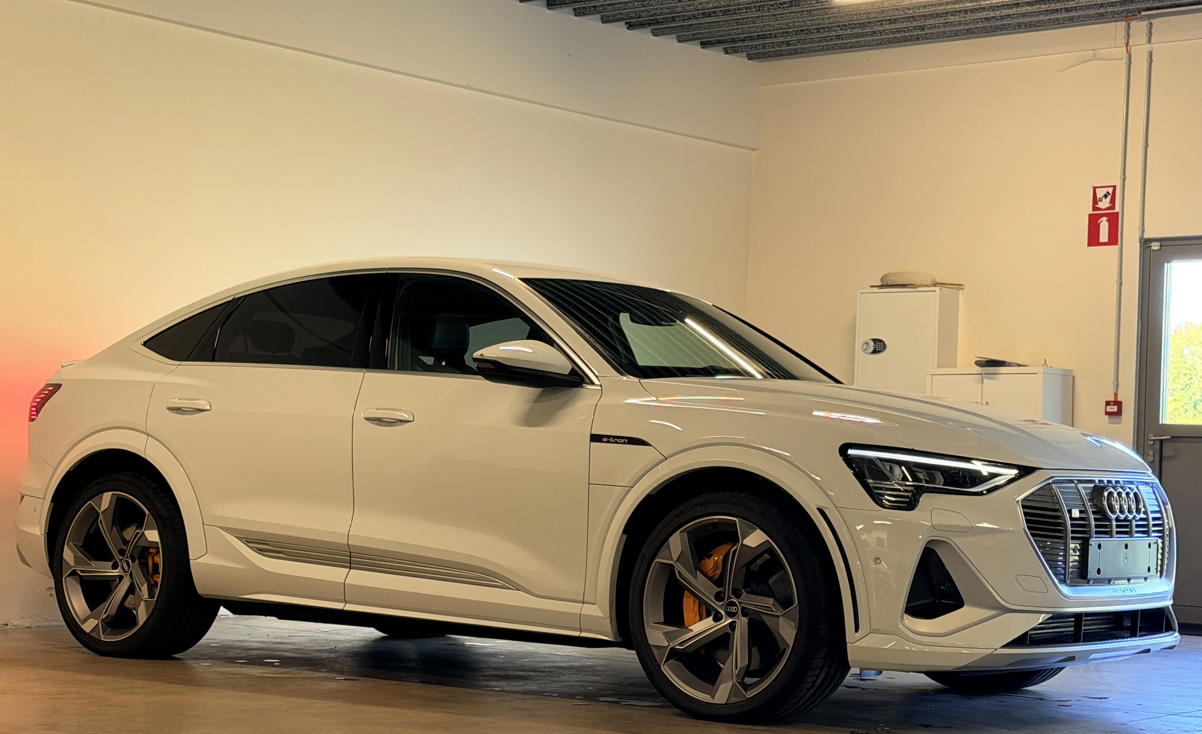 Audi E-Tron Sportback 95 kWh S Line - Electric - Automatic - 503 hp - 8.148 km