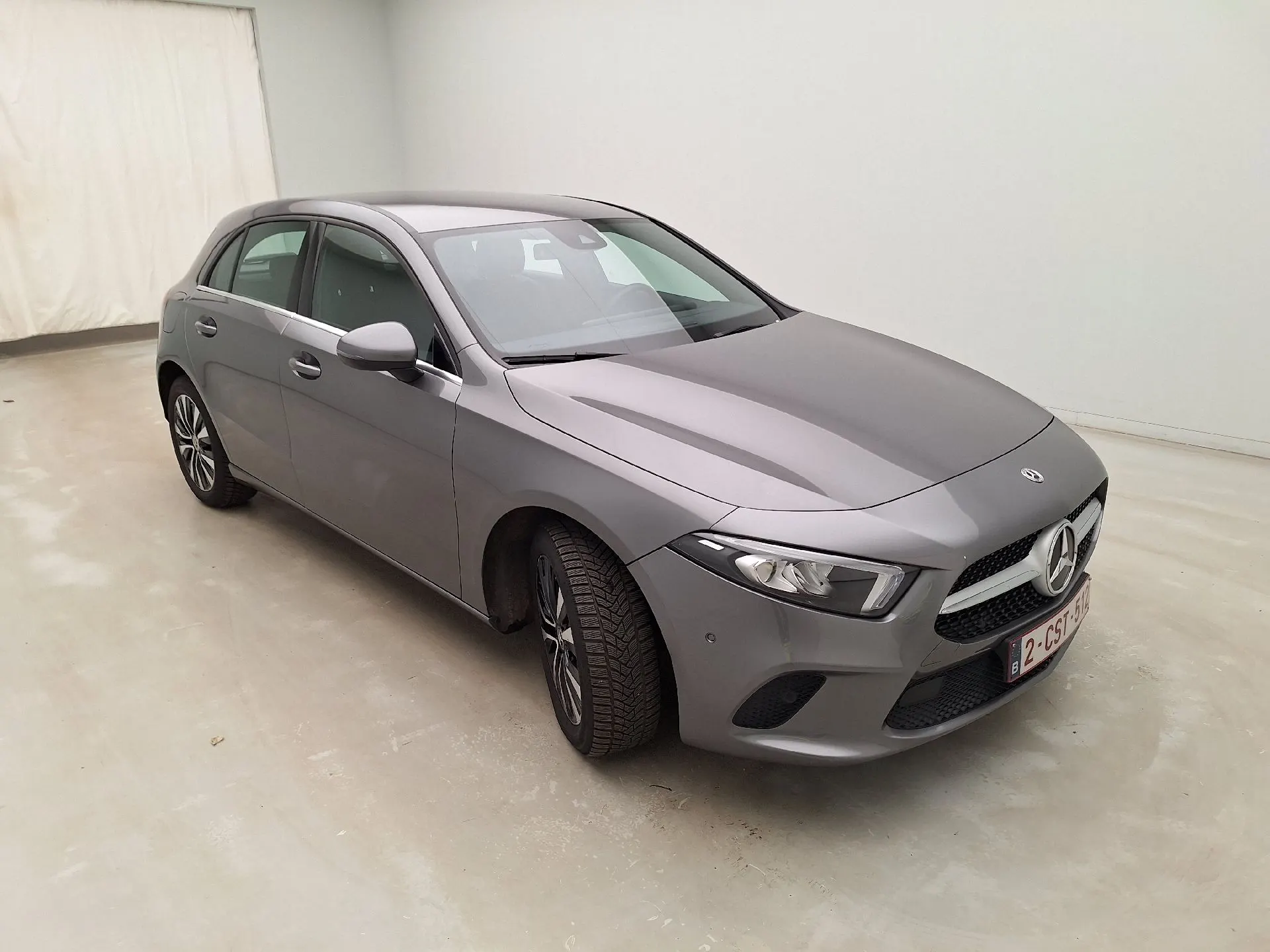 Mercedes-Benz A 250e Business Line - Hybrid - Automatic - 160 hp - 53.818 km
