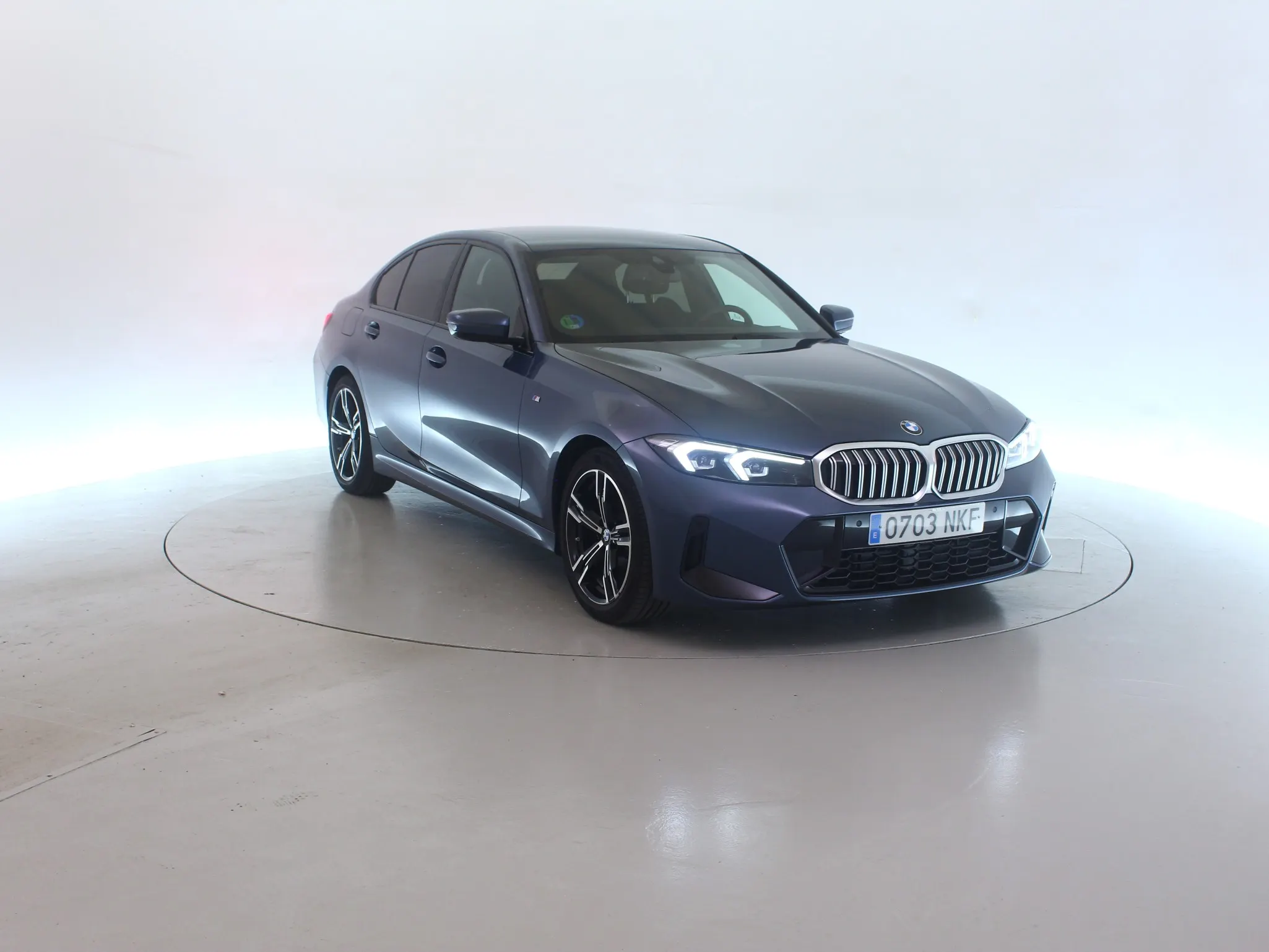 BMW 3 Series 318d M Sport - Diesel - Automatic - 136 hp - 16.322 km