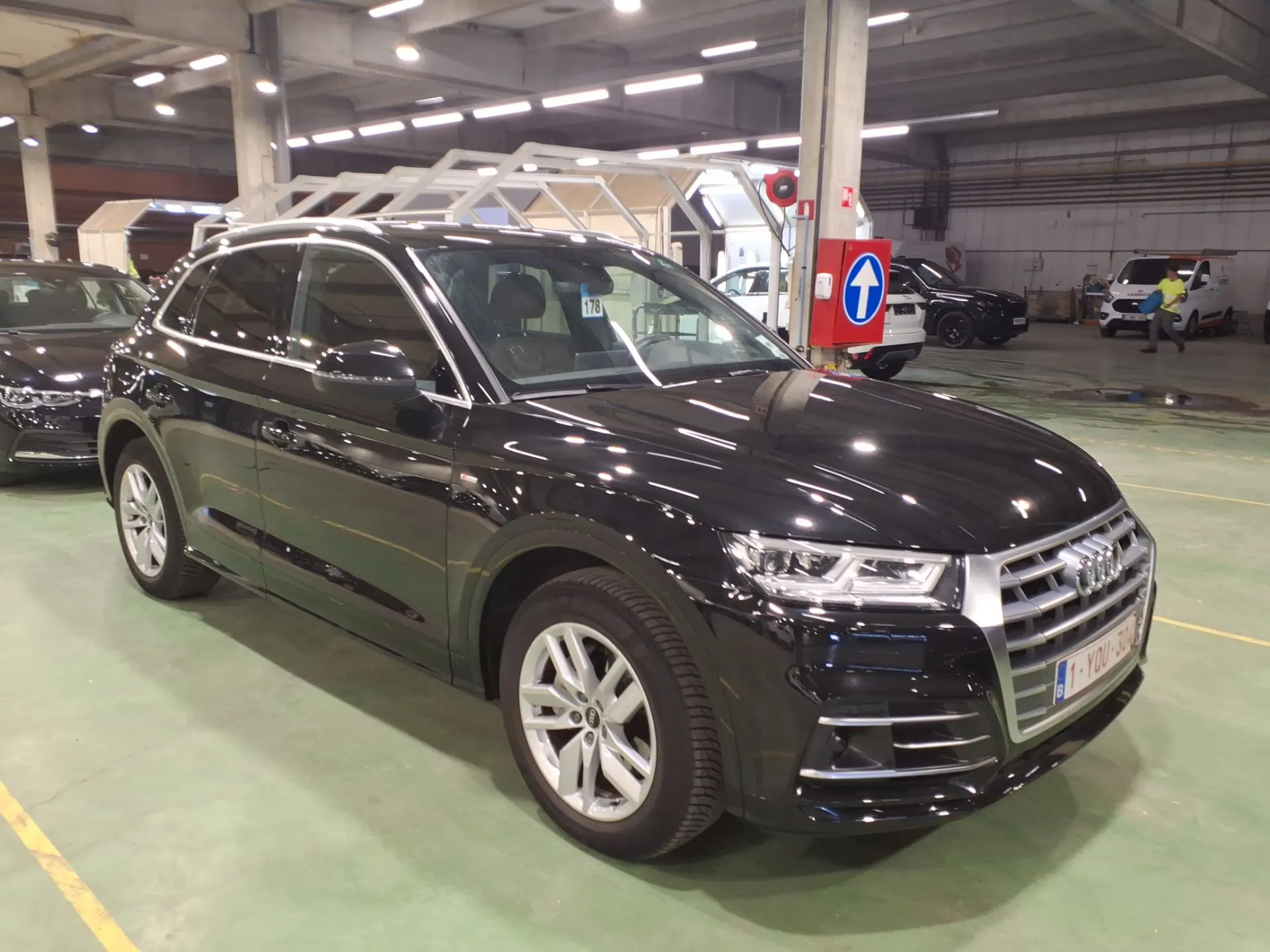 Audi Q5 30 TDI Business - Diesel - Automatic - 136 hp - 104.441 km