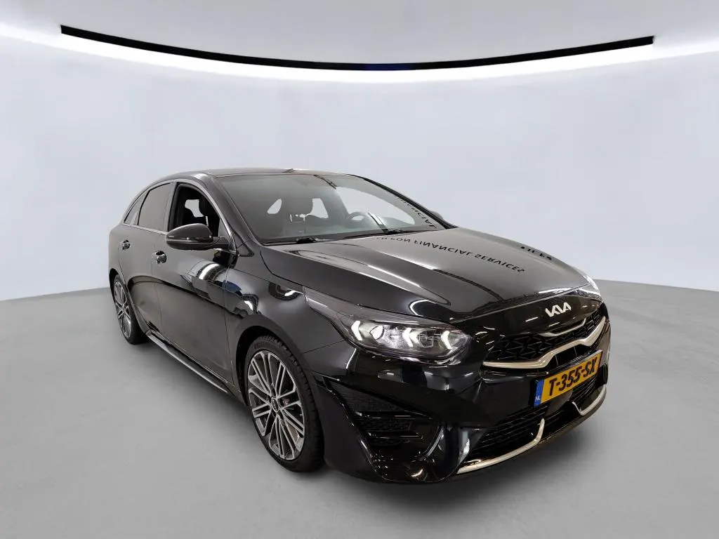 Kia ProCeed 1.5 GT-PlusLine - Petrol - Automatic - 159 hp - 209.536 km