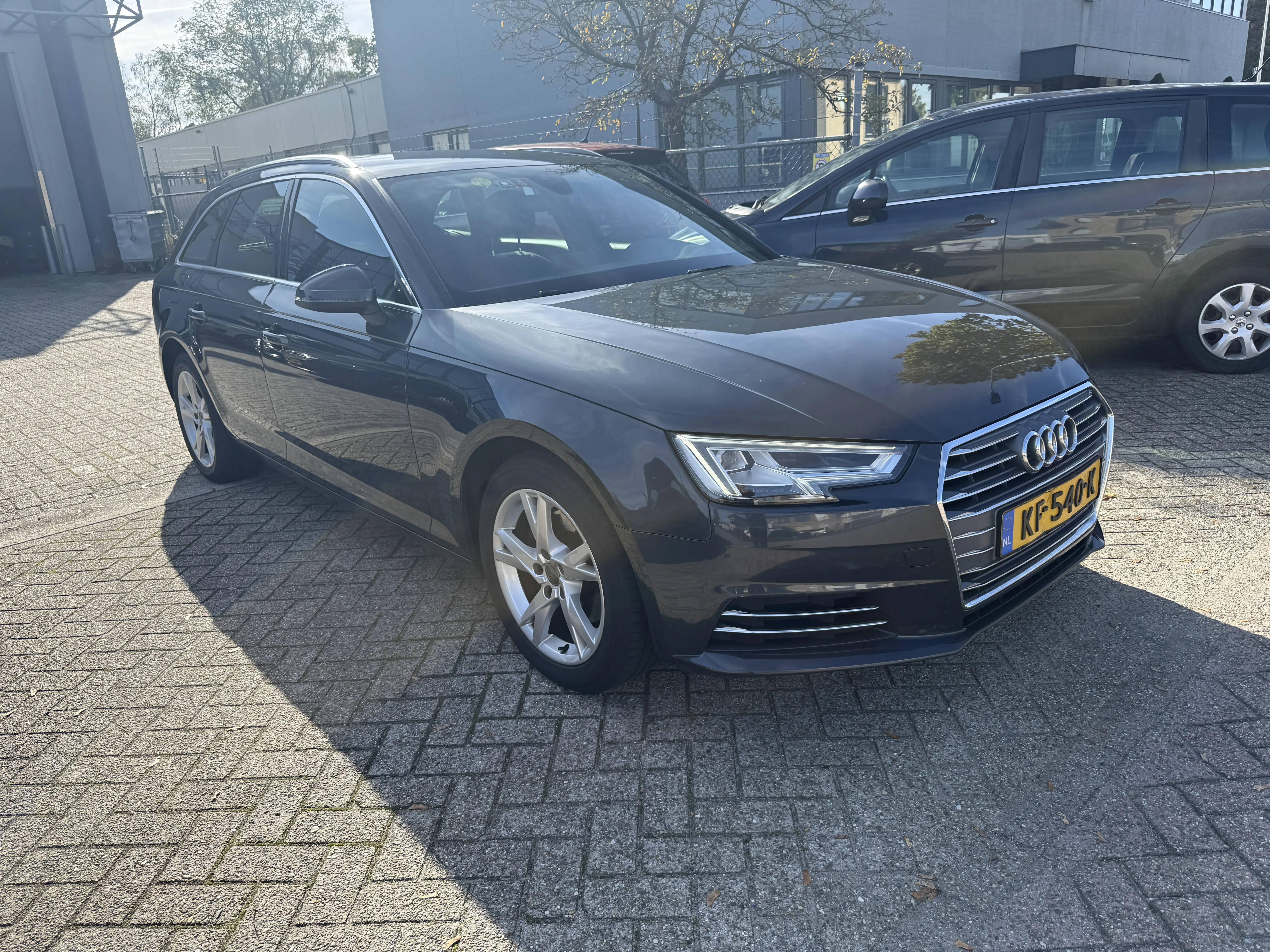 Audi A4 Avant 2.0 TDI Sport - Diesel - Manual - 122 hp - 444.481 km