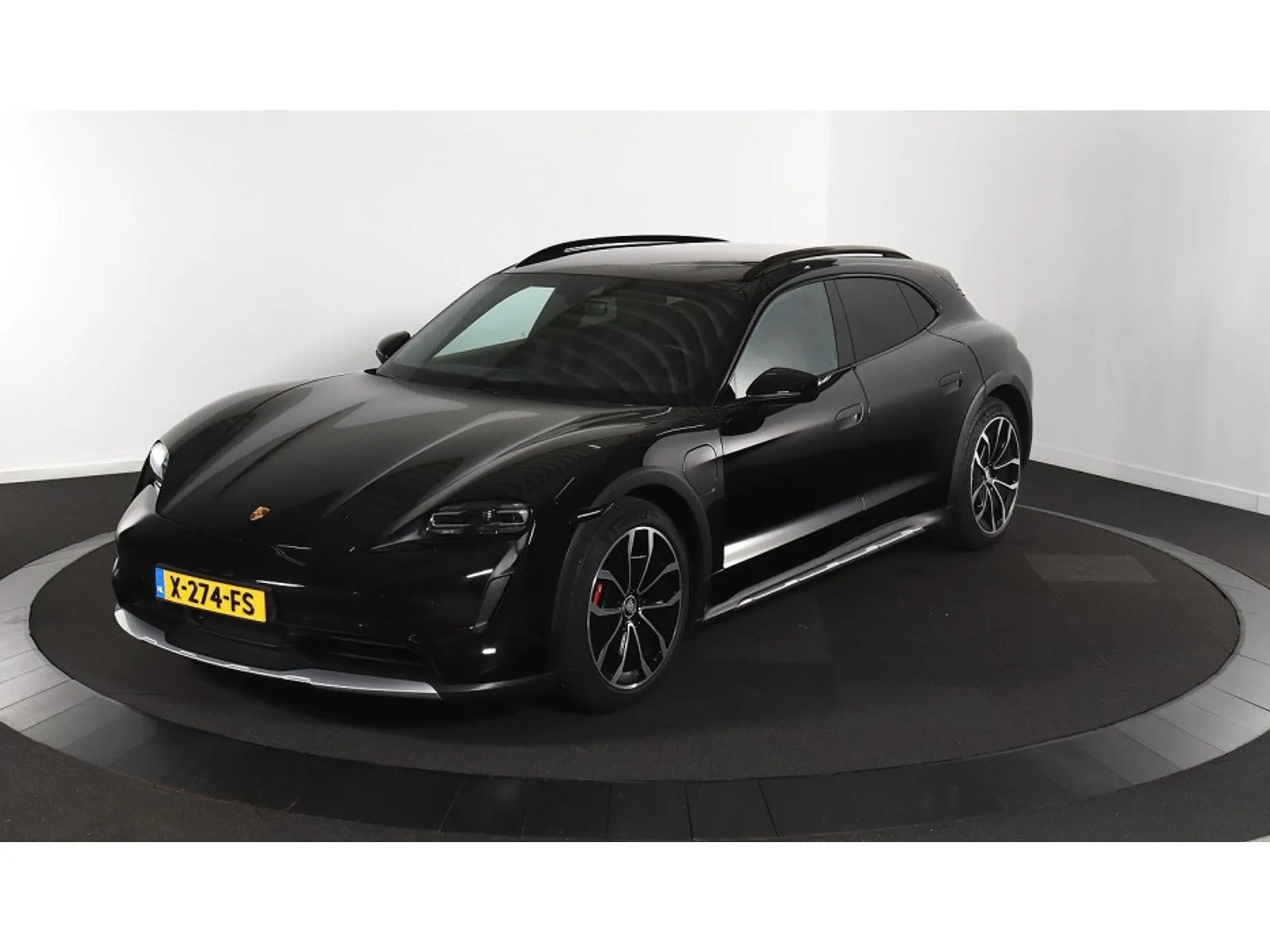 Porsche Taycan 4S 93 kWh - Electric - Automatic - 489 hp - 91.114 km
