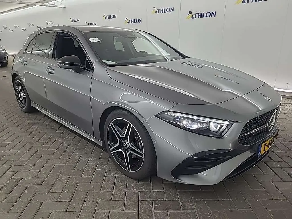Mercedes-Benz A 180 AMG Line - Petrol - Automatic - 136 hp - 112.683 km