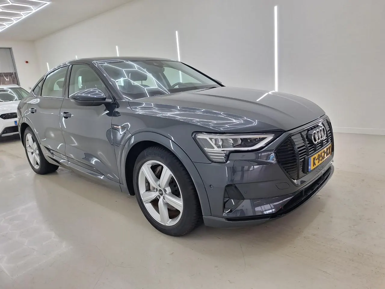 Audi E-Tron Sportback 50 Business - Quattro - Electric - Automatic - 313 hp - 94.158 km