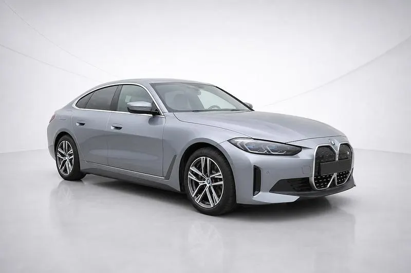 BMW i4 40 - Electric - Automatic - 340 hp - 74.722 km