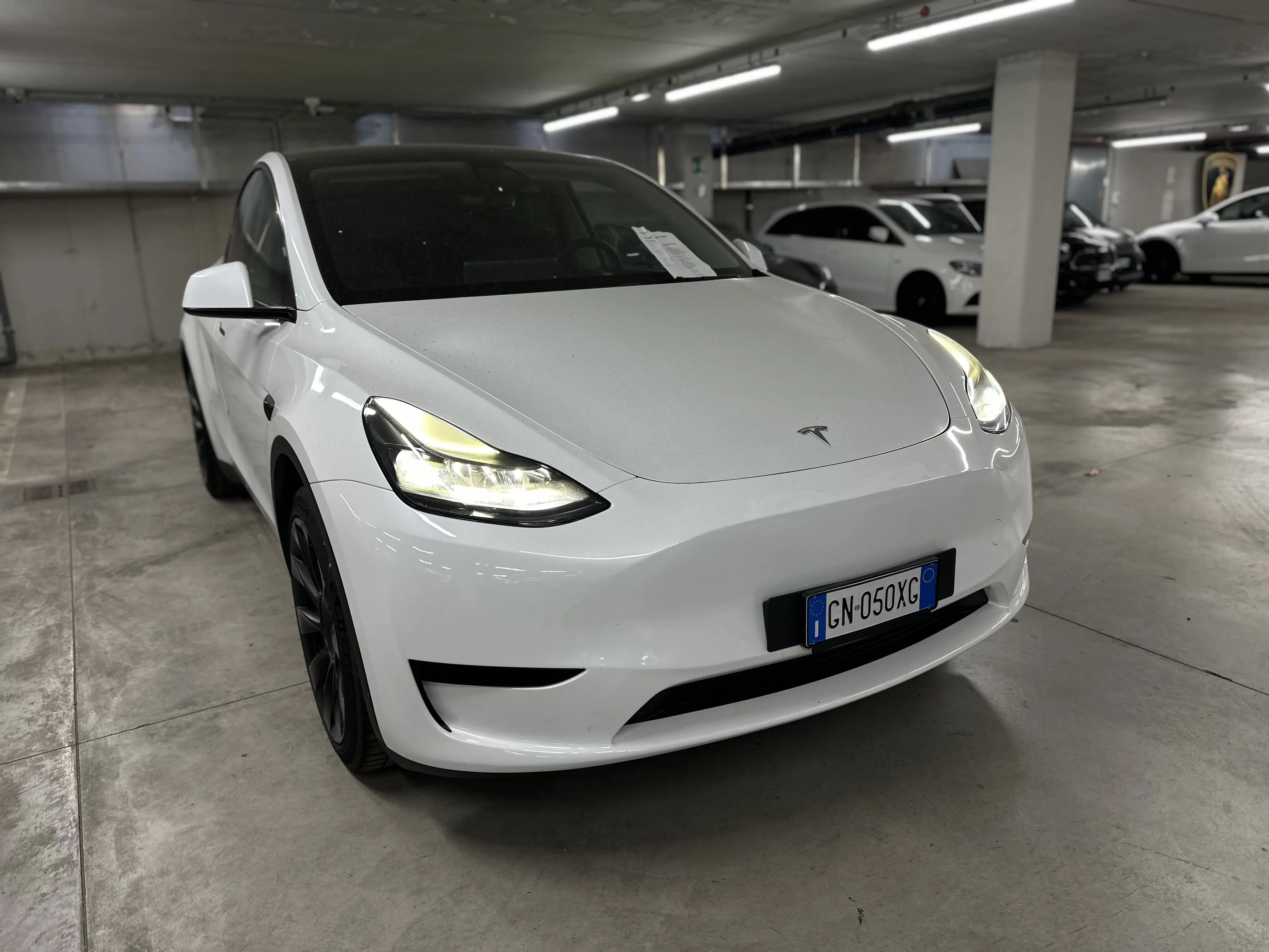 Tesla Model Y 58 kWh - Electric - Automatic - 299 hp - 112.227 km