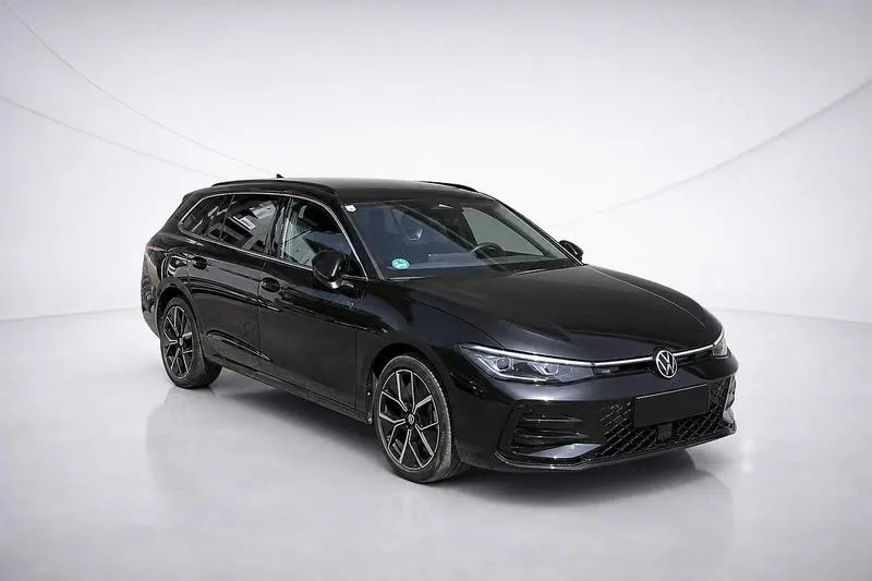 Volkswagen Passat Variant 1.5 TSI R-Line - Petrol - Automatic - 150 hp - 53.710 km