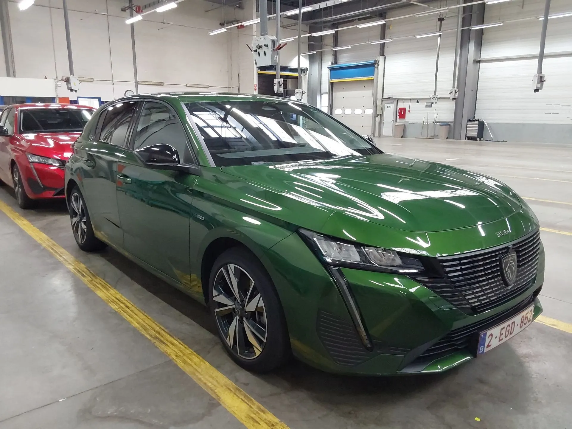 Peugeot 308 1.6 Allure - Hybrid - Automatic - 180 hp - 34.310 km