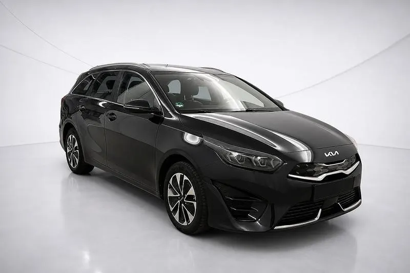 Kia Ceed SW 1.6 GDI Inspiration - Hybrid - Automatic - 105 hp - 73.572 km