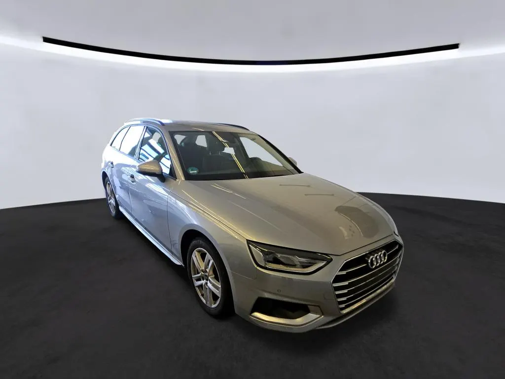 Audi A4 Avant 40 TDI Advanced - Diesel - Automatic - 204 hp - 41.550 km