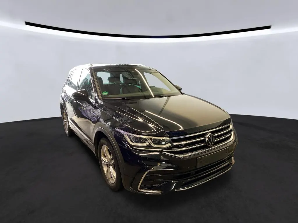 Volkswagen Tiguan 2.0 TDI R-Line - 4Motion - Diesel - Automatic - 150 hp - 92.020 km