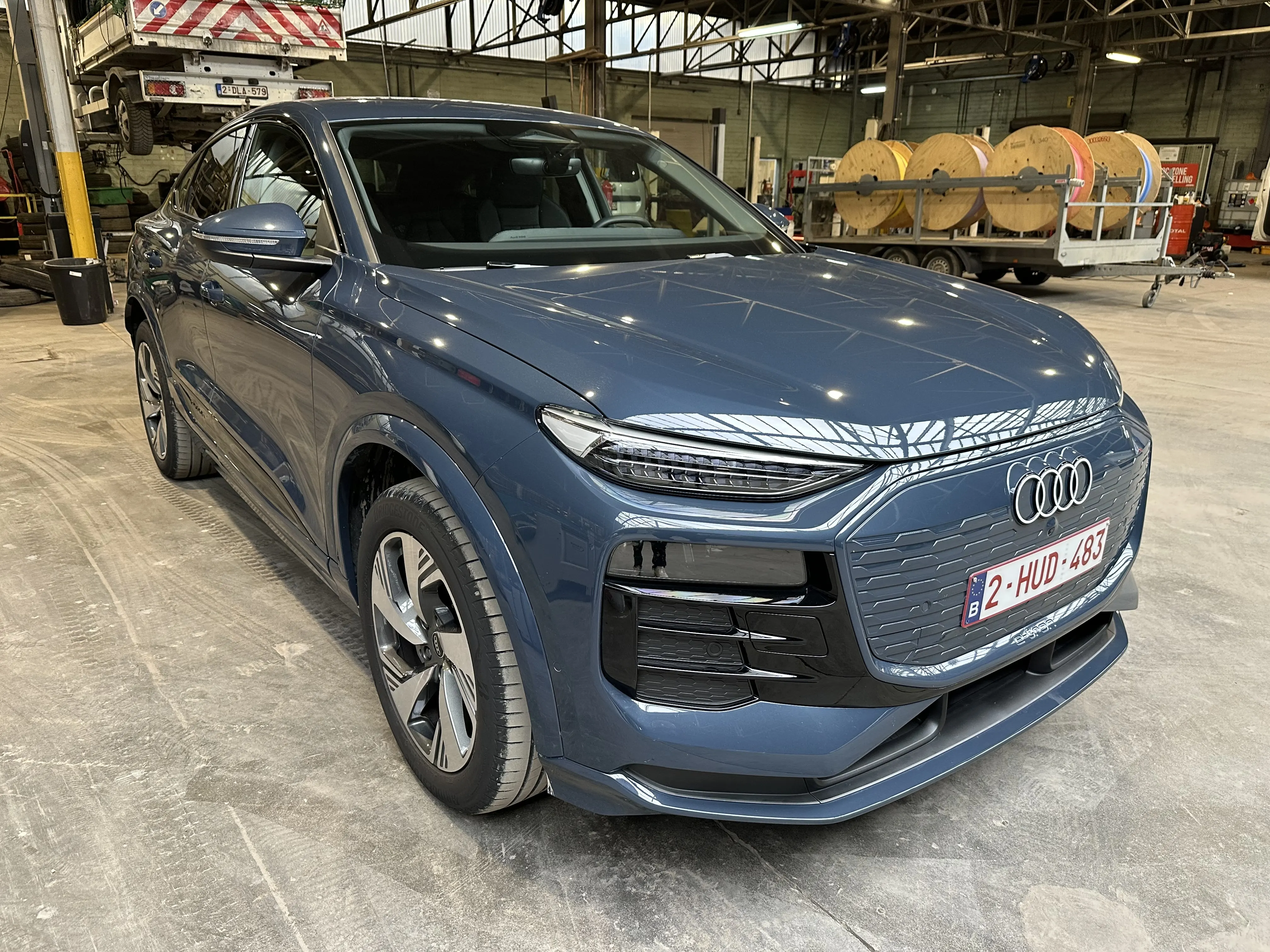 Audi Q6 E-tron Sportback 45 - Electric - Automatic - 251 hp - 18.358 km