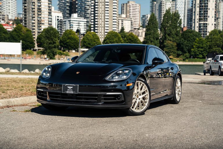 Porsche 2020 Porsche Panamera 4 10 Year Edition